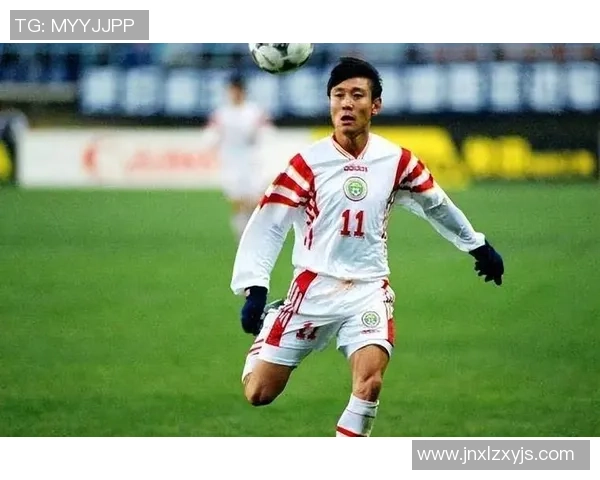 脚下生风足球明星展现激情与才华的绿茵传奇之路