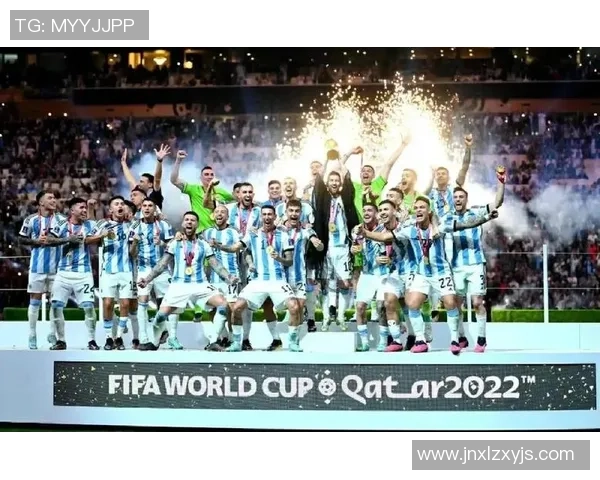 高清足球明星壁纸手表设计展现运动激情与时尚魅力